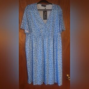 AMZPLUS Womens Plus Size Ditzy Blue Floral Dress